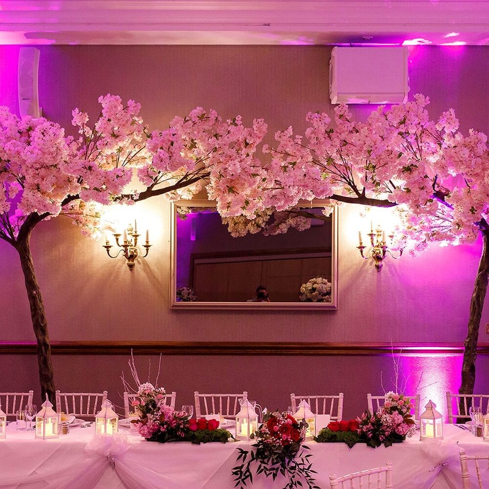 traditional wedding top table