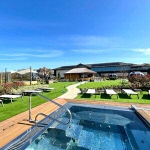 Hotel with outdoor Jacuzzi's - Carden Park Hotel