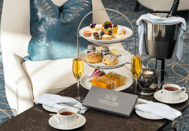 Afternoon tea in Goldie's Lounge