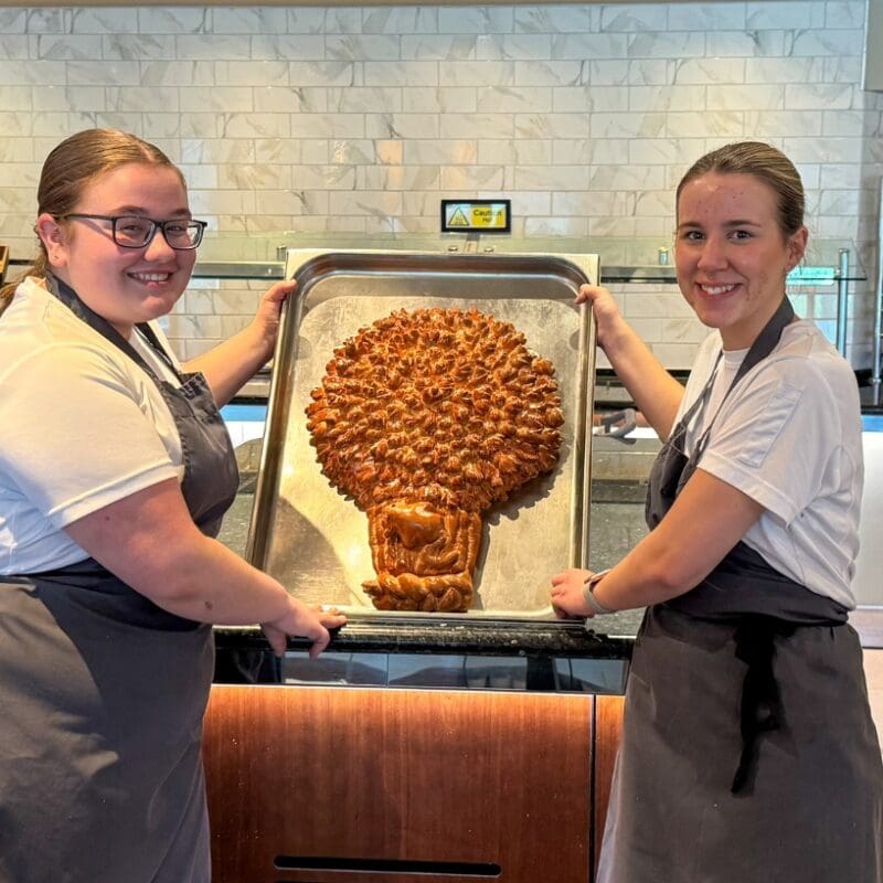 Chef Apprentices Dive into Time-Honoured Techniques
